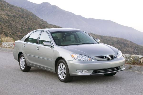Search 2005 Toyota Camry standart in web!